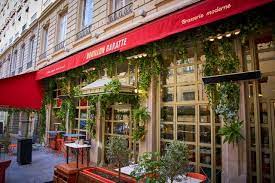 Découvrez l’Institution Culinaire de Lyon : Brasserie Bouillon Baratte
